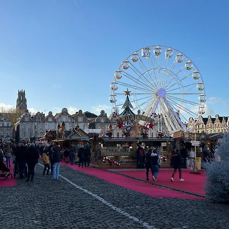 Les Coquelicots Grand Place Arras Bagian luar foto